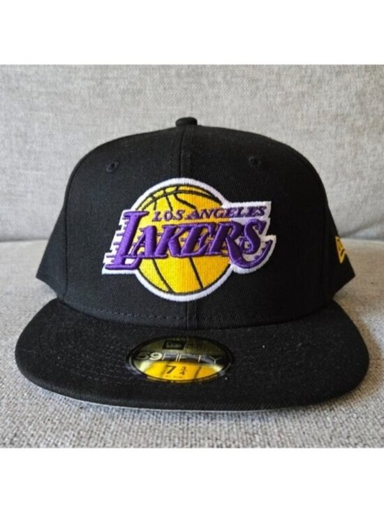 New Era Other - New Era 59Fifty Los Angeles Lakers Black OTC Cap 7 3/4 Classic 062026